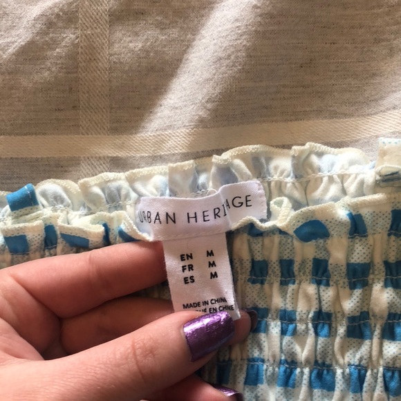 Blue and white size medium cropped tank - Picture 5 of 5